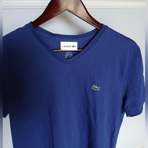 NWOT Lacoste Men's T- Shirt in Blue. Size M - Picture 3 of 3